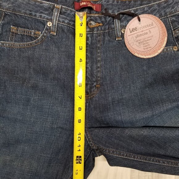 ✅Lee Riveted Ultimate 5 Womens Jeans Size 12M Straight Leg Mid-Rise Denim NWT - Picture 8 of 14
